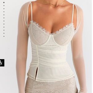 Cream lace/sheer top